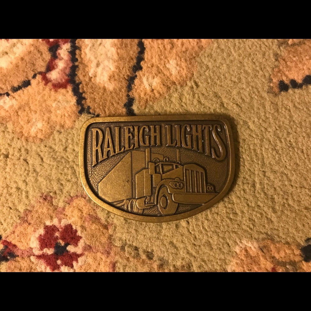 Belt buckle